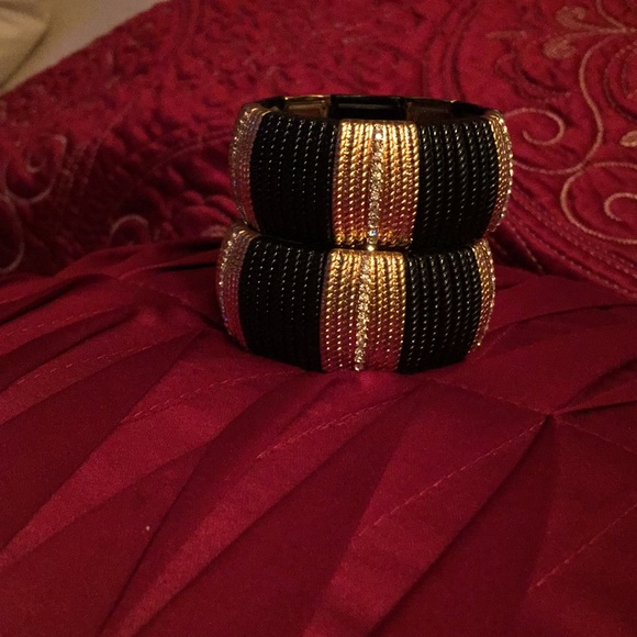 Bracelets - Picture 2 of 3